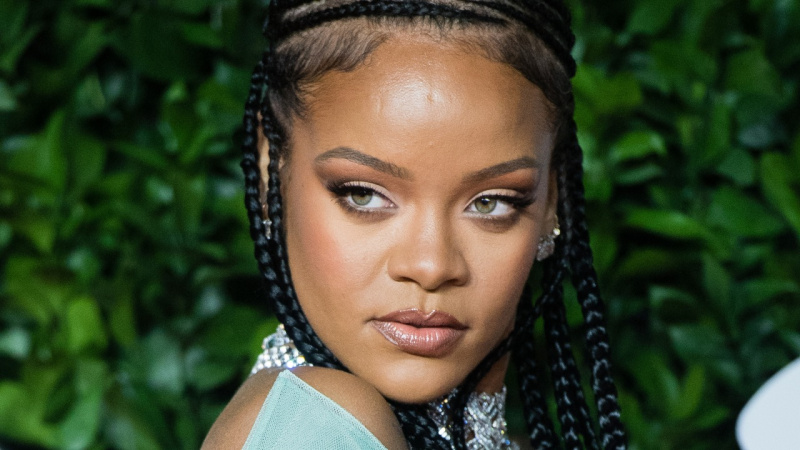 „Es besteht ein riesiger Appetit auf alles, was mit ihr zu tun hat“: Rihanna unterzeichnet einen Multi-Millionen-Dollar-Deal mit Apple, um ihre Rückkehr zu dokumentieren