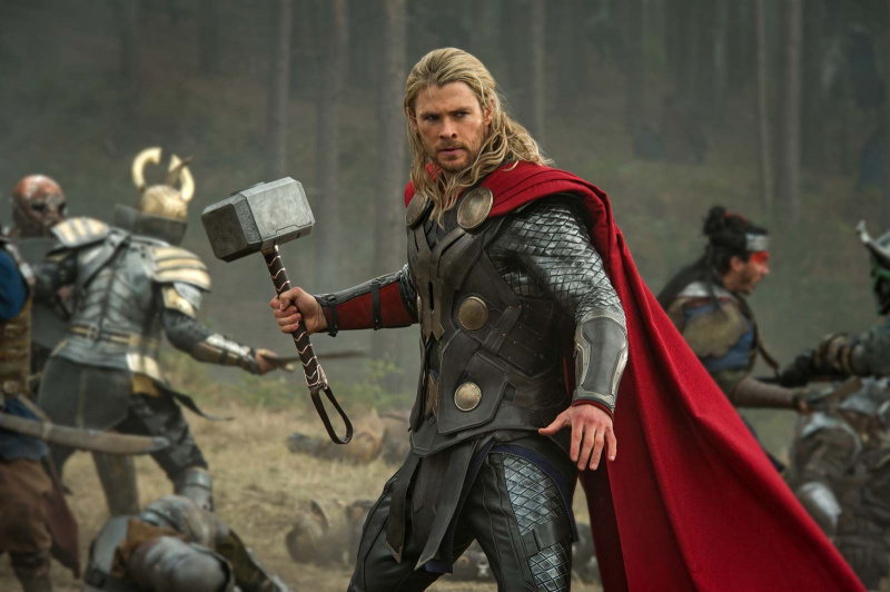 „Ezt nem lehet hamisítani”: Chris Hemsworth bevallotta, hogy unta a Marvel-filmek zöld képernyő előtti forgatását