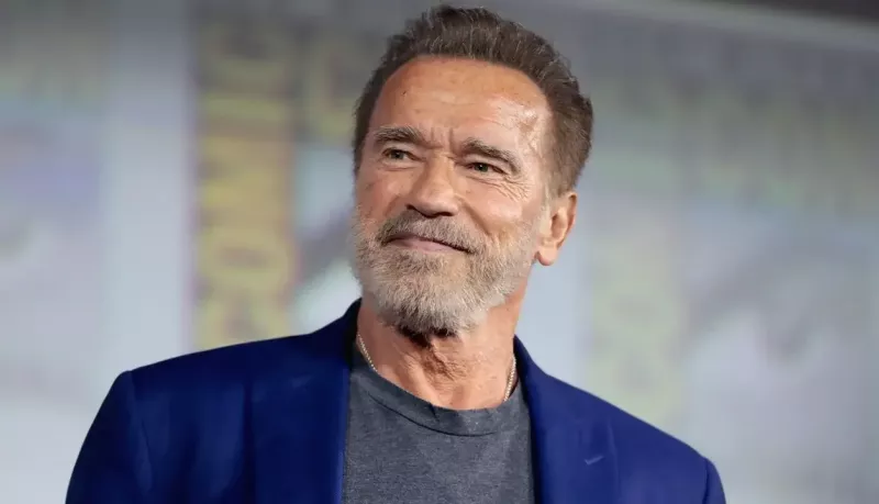   Arnold Schwarzenegger na imprezie