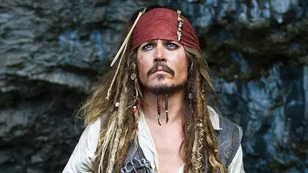 Johnny Depp war nicht der ursprüngliche Jack Sparrow: Hugh Jackman hätte Johnny Depp fast 10.000.000 Dollar Zahltag gestohlen