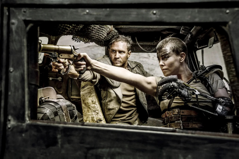   Charlize Theron und Tom Hardy in Fury Road (2015)