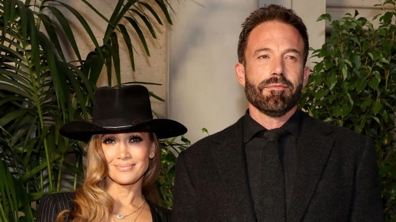 „Jis tikriausiai skaitė kiekvieną knygą“: Jennifer Lopez pavydi Beno Afflecko nepriekaištingo auklėjimo, kol jos vaikai nustojo su ja kalbėtis