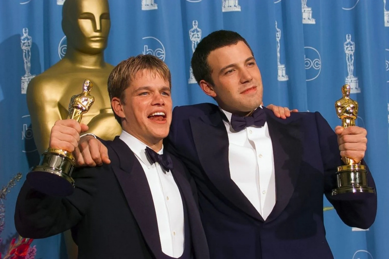 Ben Affleck keresztes hadjáratot indít a kreativitás megmentésére Hollywoodban legjobb barátjával, Matt Damonnal, miközben az ipar tele van nagy költségvetésű franchise projektekkel