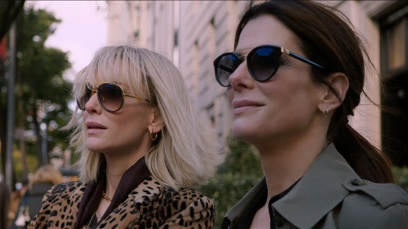 'Dat idee heeft veel chutzpah': Marvel Star verdedigde Sandra Bullock's Ocean's 8 All Female Cast voordat het bijna $ 1,4 miljard George Clooney-franchise neerhaalde
