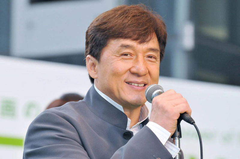 Jackie Chan recusou Sylvester Stallone e Sandra Bullock estrelando filme de US $ 159 milhões para salvar a imagem de Hollywood antes do sucesso na hora do rush