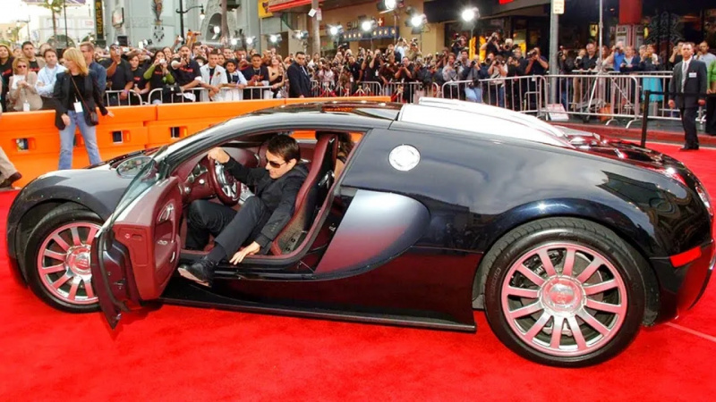Sportwagenmerk van $ 20 miljard schorste Tom Cruise nadat hij hen had vernederd tijdens de première van Mission: Impossible 3
