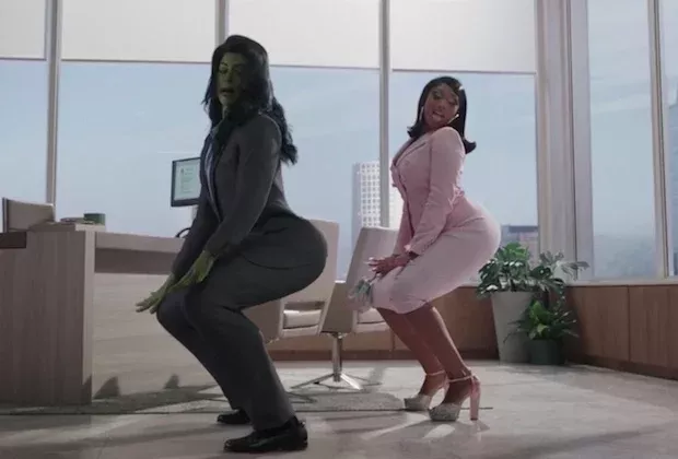 'Megan me je trenirala': Tatiana Maslany razkriva, da jo je Megan Thee Stallion treniral za zloglasno sceno twerkanja She-Hulk, ker je Maslanyjeva 'obsedena z njeno glasbo'