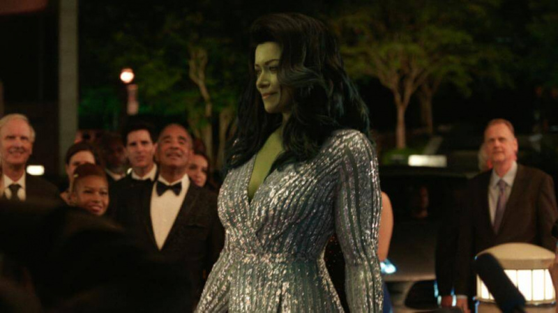   She-Hulk-stjernen erter ideen om en Deadpool-crossover