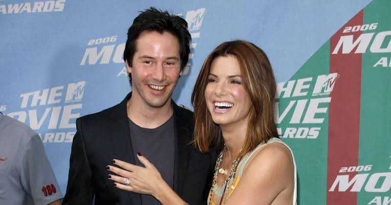 Sandra Bullocks tvåveckorsregel är varför hon inte blev kär i Keanu Reeves trots att han var kär i henne under 'Speed'