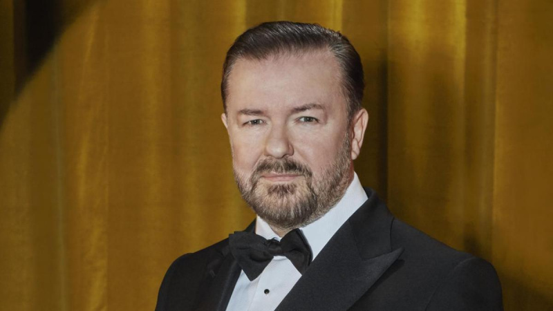 'F ** k that': Ricky Gervais يثبت أنه الطفل الأكثر محبوبًا في هوليوود مع الاستجابة الأكثر ملاءمة عند سؤاله عما إذا كان سيستضيف Golden Globes 2023