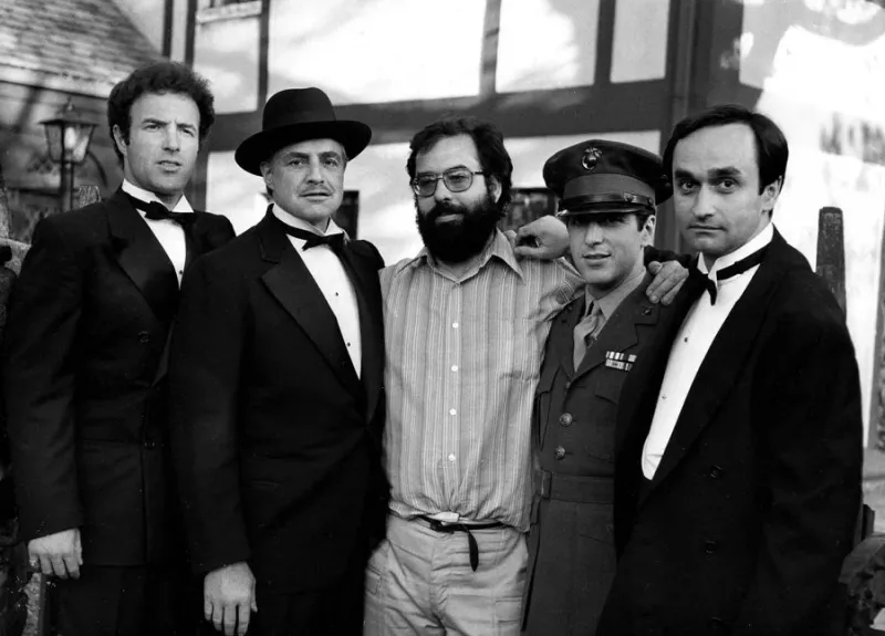   Francis Ford Coppola en de cast van The Godfather