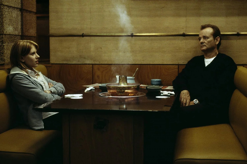   Bill Murray en Scarlett Johansson in een still uit Lost In Translation