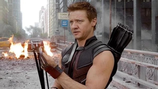 Jeremy Renneris norėjo iš Avengers išmušti Marko Ruffalo Hulką
