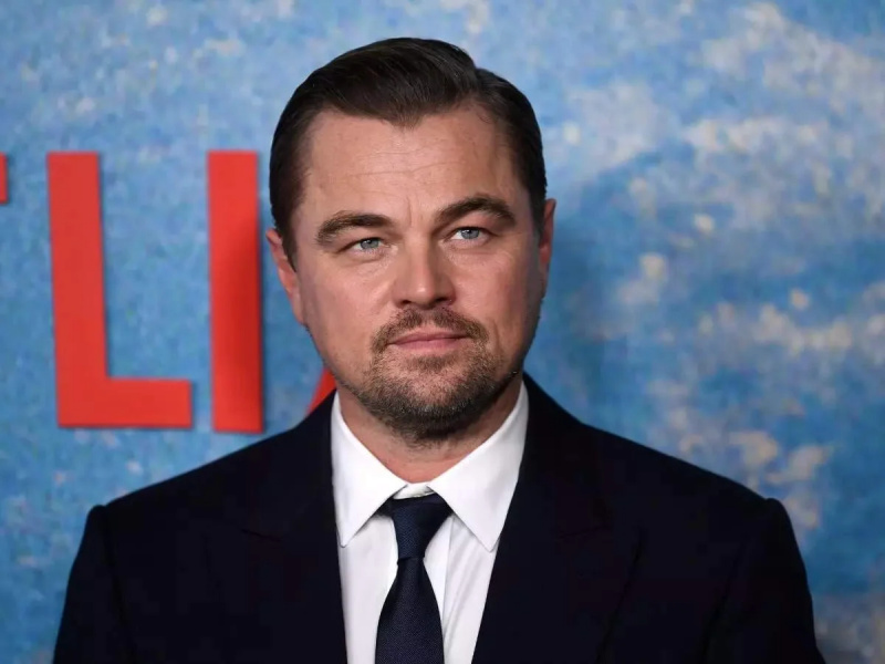 Leonardo DiCaprio ha rinunciato al veganismo per mangiare fegato di bisonte crudo nel premio Oscar 'The Revenant' perché è quello che mangerebbe un 'vero uomo di montagna'