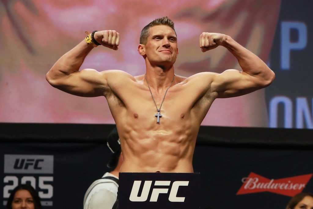Vi kom för Wonderboy: Jack Black Is At UFC 296 To Walkout With Stephen Thompson, Know The Backstory Behind This Unusual Duo