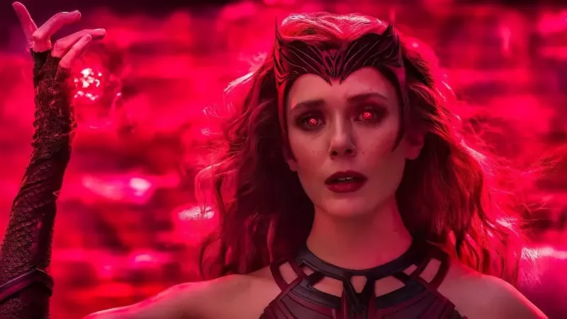 'Este es el efecto Elizabeth Olsen': los fanáticos de Marvel están acreditando a la actriz de la Bruja Escarlata como la razón por la cual Doctor Strange 2 ganó el premio People's Choice a 'La película de 2022'