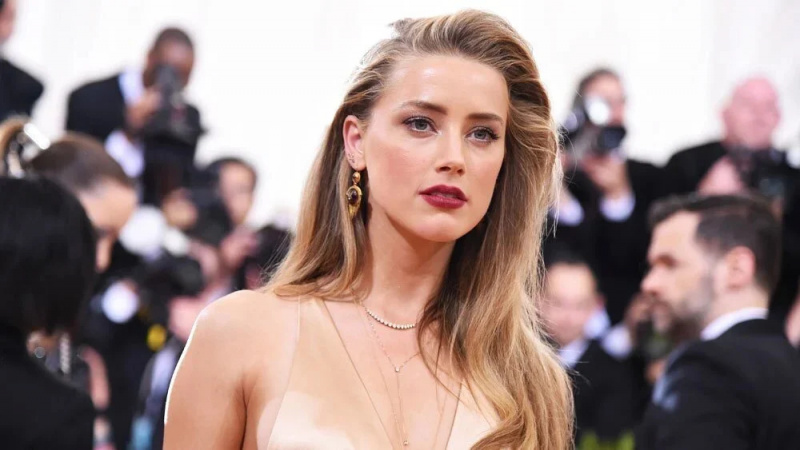 'Cilvēkiem ir vienalga… kad jūs melojat par r*pe': Depa fani uzspridzina Amber Heard fanus par to, ka viņu sauca par 'spēcīgu un izturīgu' pēc tam, kad viņa atkal parādījās Spānijā kopā ar meitu Oonahu