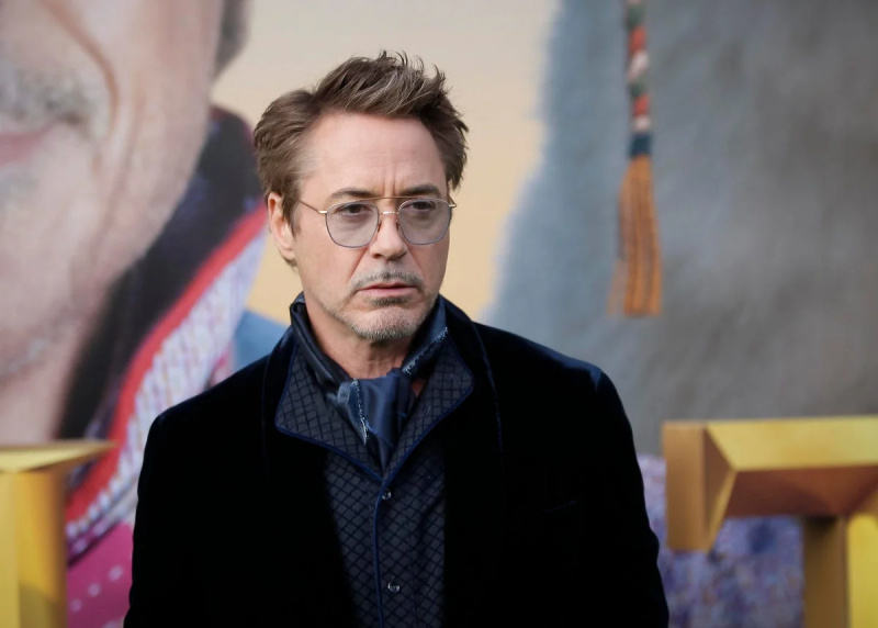 „Ich möchte nicht einfach in einer verdammten Blechdose eingesperrt werden“: Selbst 70 Millionen Dollar reichten nicht aus, um Robert Downey Jr. davon zu überzeugen, in einem Film mitzuarbeiten, in dem Angelina Jolie hätte mitspielen können