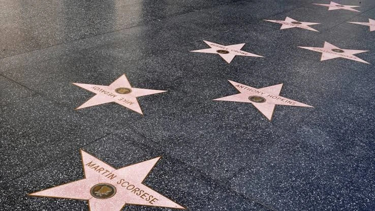 6 звезда Холивуд признат тек када су умрле – 51,8 милијарди долара глумац из Ратова звезда добија Холивудску стазу славних 7 година након њене смрти