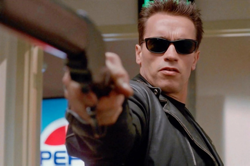   Arnold Schwarzenegger a Terminátor szerepében