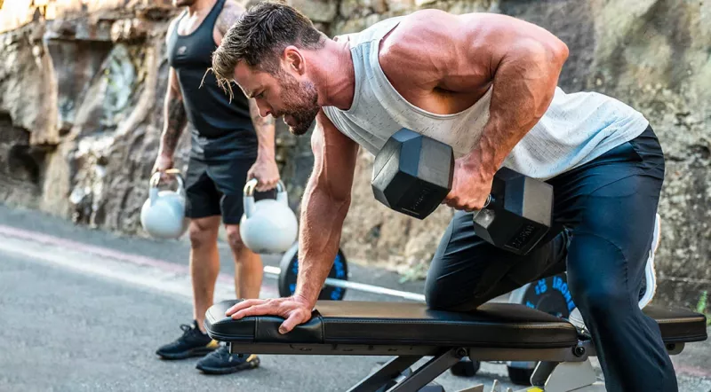 La rutina de ejercicios Asgardian 'Full Body Pump Up' de Chris Hemsworth casi parece demasiado inhumana para ser verdad