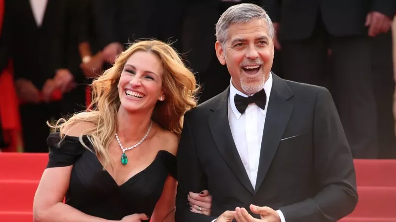   George Clooney og Julia Roberts