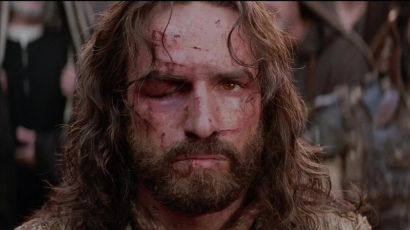 „Hätte es nicht anders gehabt“: Jesus-Schauspieler Jim Caviezel wurde während der Dreharbeiten zu Mel Gibsons 612 Millionen US-Dollar teurem, mit dem Oscar ausgezeichneten Film ausgepeitscht, vom Licht getroffen und erlitt eine Schulterverletzung