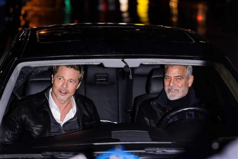   Brad Pitt en George Clooney hebben enkele scènes gefilmd voor de komende spionagethriller in NYC