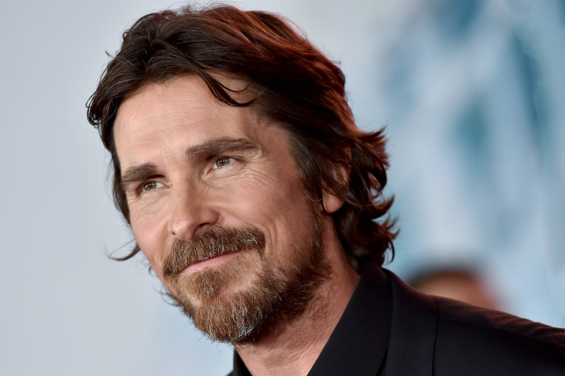 Thor 4 estrelas Christian Bale rumores de interpretar o Jedi cinza favorito dos fãs que matou Darth Vader