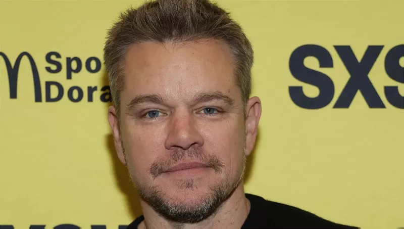 'Siellä voi olla takaisku': Matt Damon hylkäsi Jason Bourne -pelin kunnioittaakseen äidin toiveita sen jälkeen, kun hän sai hänet menettämään roolin Christian Balelle 7,2 miljoonan dollarin sotaelokuvassa