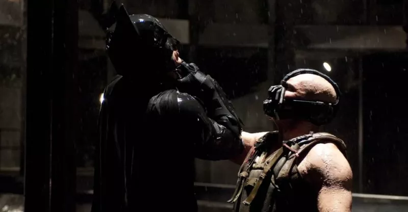 „Du kannst kein verdammtes Wort hören, Batman kann mich nicht hören“: Tom Hardy und Christian Bale erlebten in „The Dark Knight Rises“ einen Albtraum