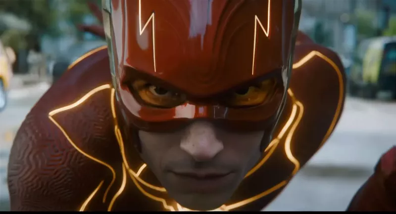   The Flash'ta Ezra Miller