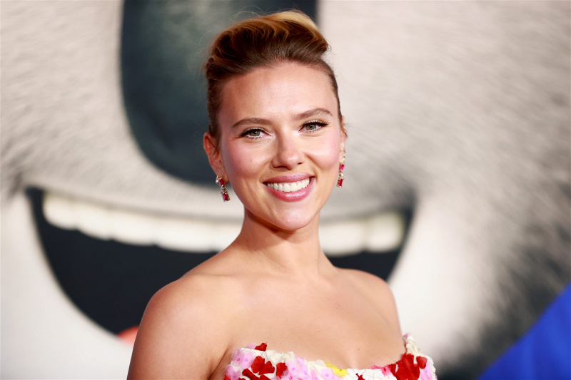   Scarlett Johansson