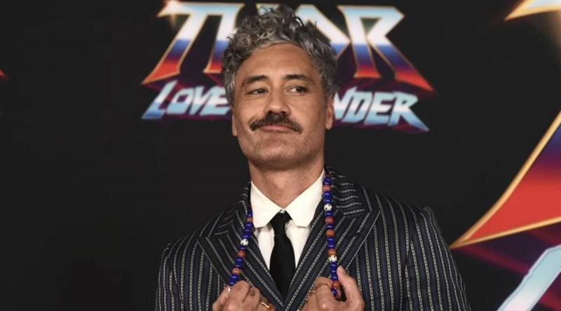   Taika Waititi „Thor: Love and Thunder“ (2022 m.) premjeroje.