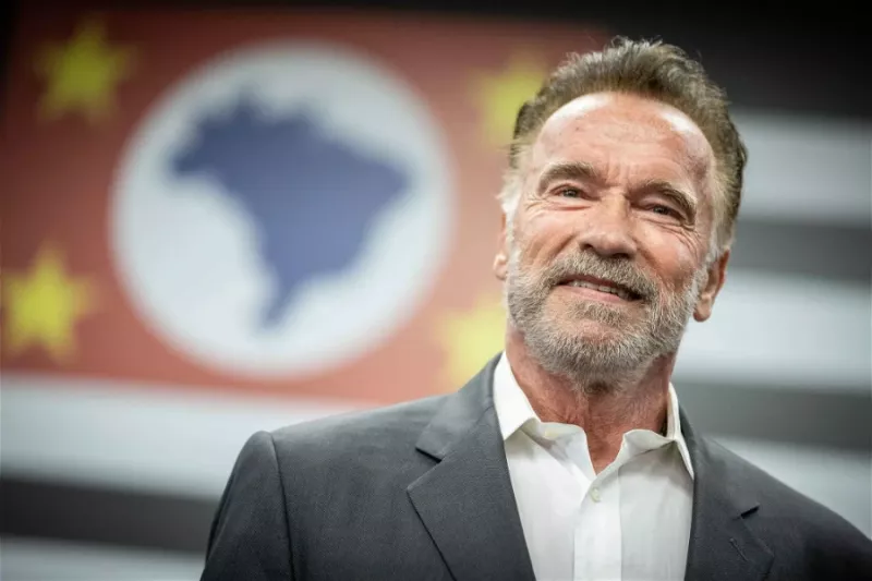 'Jeg er på en mission. That's my crusade': Efter at have revolutioneret Hollywood actionfilm, ønsker Arnold Schwarzenegger at ødelægge 'Climate Change'