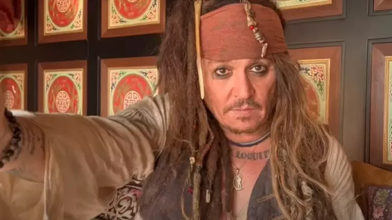   Johnny Depp teljesíti a rajongót's wish