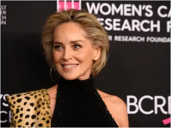 „Ich kam aus einer wirklich perversen Welt, ich wollte mehr Nacktheit“: Sharon Stone erzwang in „Basic Instinct 2“ mehr Sexszenen, trotz des Wunsches des Filmemachers