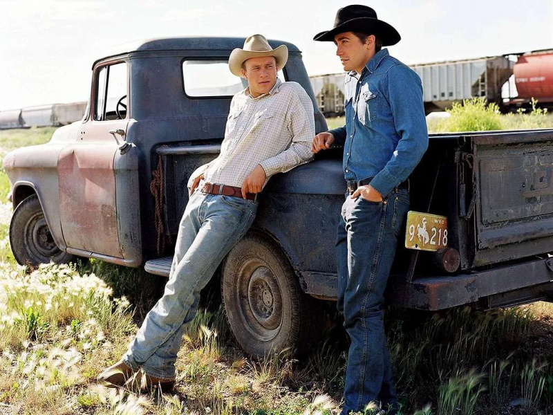   Heath Ledger ja Jake Gyllenhaal Oscar-palkitussa draamassaan Brokeback Mountain