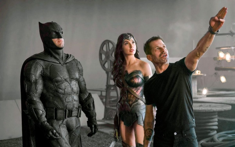   Pourquoi Zack Snyder a-t-il quitté Justice League ? - Parade : Divertissements, Recettes, Santé, Vie, Vacances
