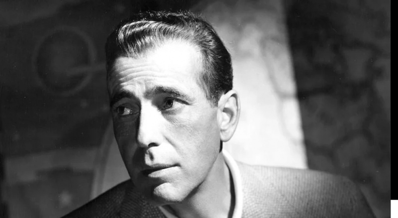 A legendás kultikus sláger „Casablanca” rendezője megalázta Humphrey Bogartot, párnákra ültette és tömbökre állította, hogy kompenzálja az apró termetet