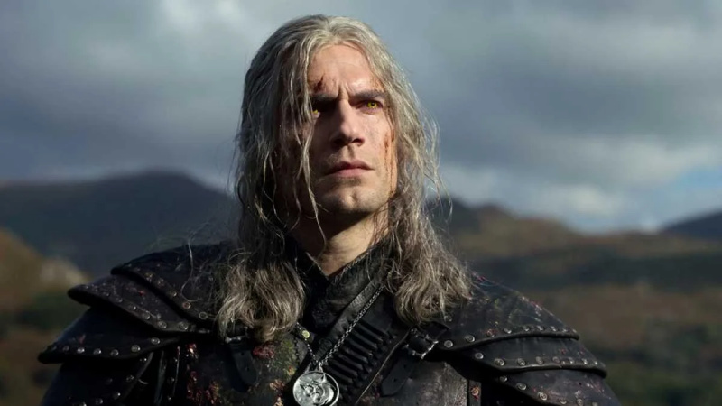   Henry Cavill nel ruolo di Geralt di Rivia in The Witcher