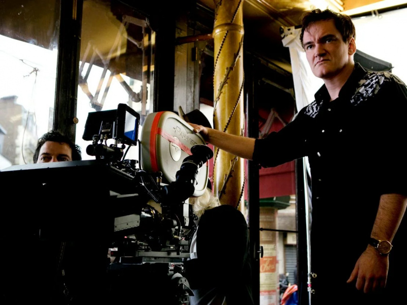 „Robím židovskú mužskú fantáziu!“: Quentin Tarantino pôvodne napísal rolu „Medvedí žid“ pre Adama Sandlera vo filme Inglourious Basterds