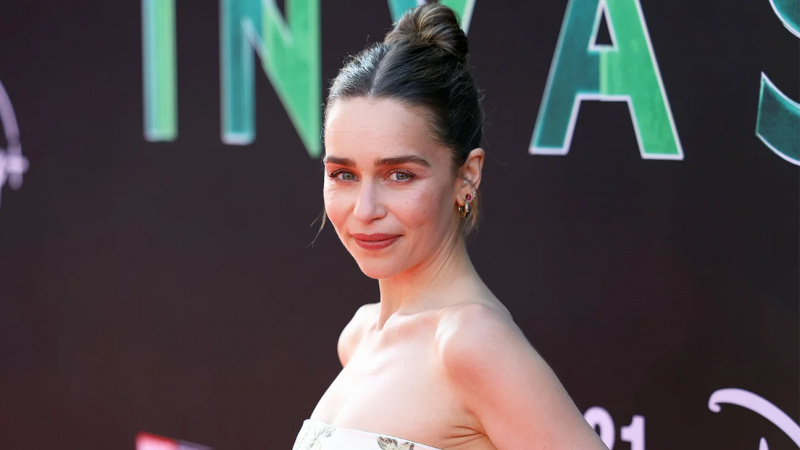 „Už mám pocit, že ma sledujú“: Hviezda Marvelu Emilia Clarke mala nočné mory s „extrémne zlými a zlými“ stalkermi