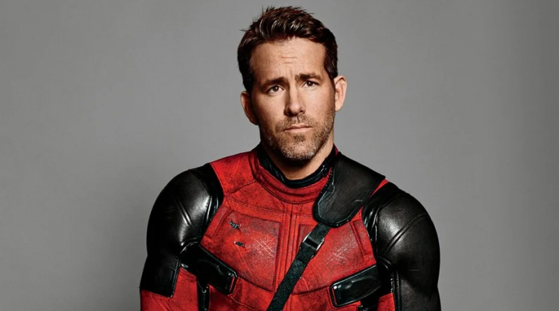 أجبرت Fox Studios على ريان رينولدز أن يلعب دور البطولة في فيلم Green Lantern قبل أن يقول نعم لـ Deadpool: 'هل ستكون زوجتي من فضلك؟'