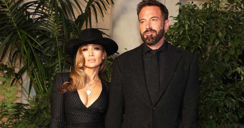 'Vi älskar att arbeta tillsammans': Jennifer Lopez tipsar om en annan film med Ben Affleck efter Gigli-katastrofen som nästan förstörde deras karriärer