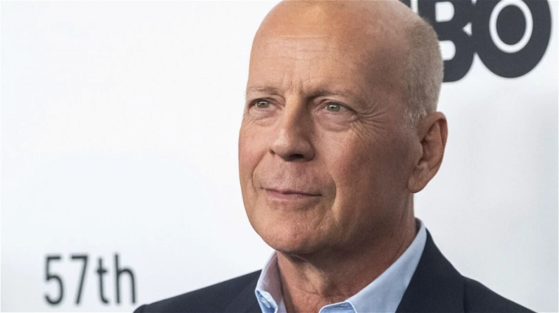 „Azt hittem, elvesztette érdeklődését irántam”: Bruce Willis lánya brutális szívszorító gyászról árulkodik, miután a vőlegénye eldobta, miközben apja demenciájával küszködött