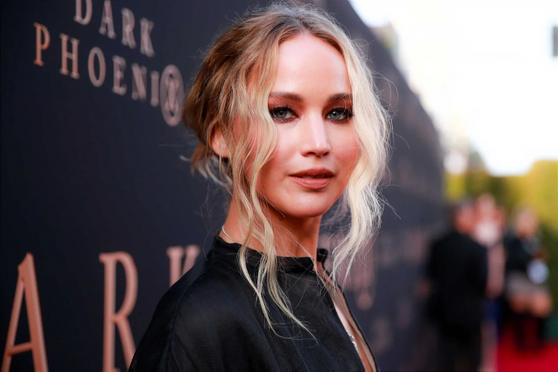 „Csak azt hiszem, mindenki belebetegedett”: Jennifer Lawrence úgy érezte, hibát követett el, amikor megpróbálta a kritikusai kedvében járni, mielőtt szünetet tartott volna a színészetben