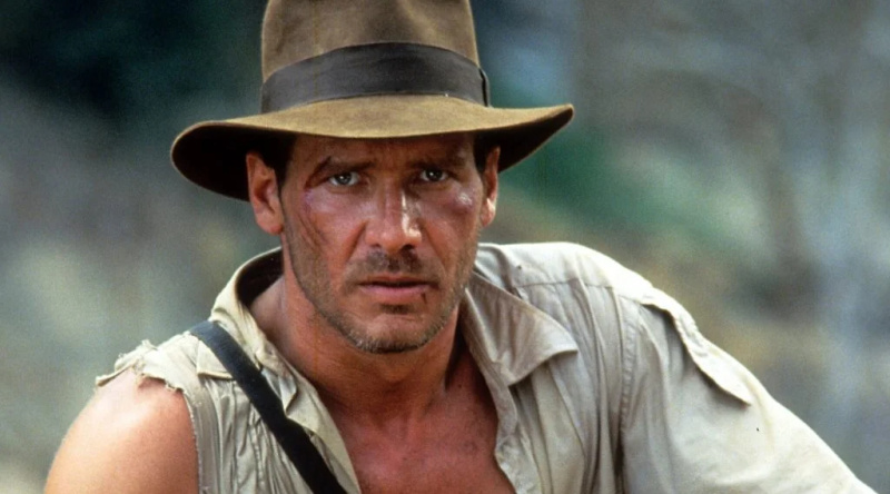   Harrison Ford i & som Indiana Jones