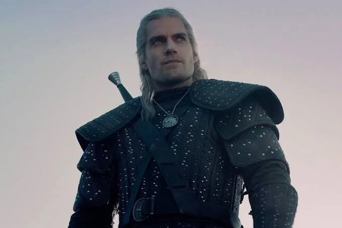   Henry Cavill como Geralt de Rivia em The Witcher