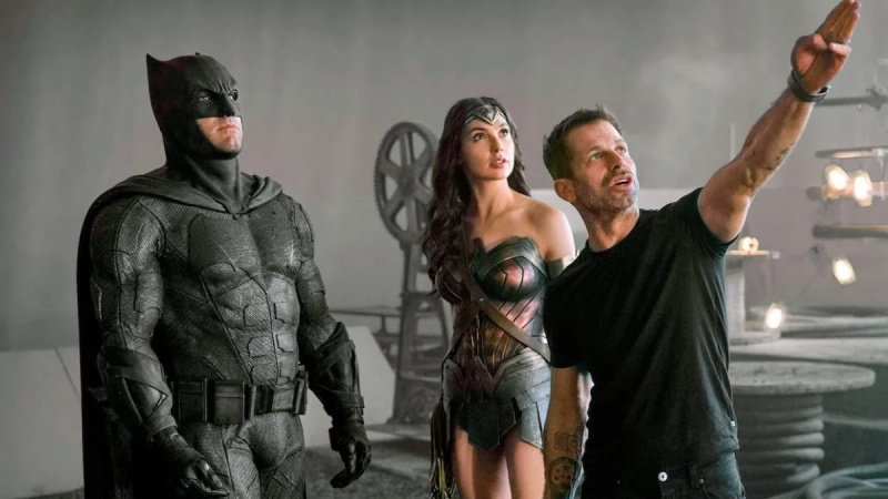   Zack Snyder på uppsättningarna av Justice League.